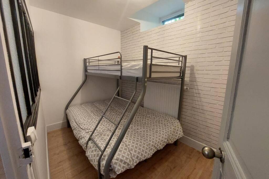 Villa Jean Julien - Les Cascades - Appartement T3 - 2 Chambres - 6 Personnes Le Mont-Dore Exterior photo